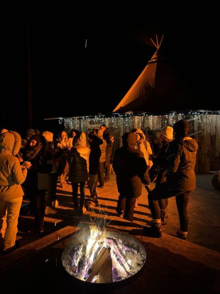 Apéritif braséro en extérieur incentive à la montagne