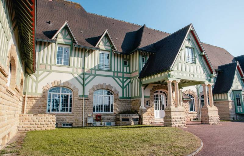 Organiser un séminaire à Cabourg avec agence événementielle