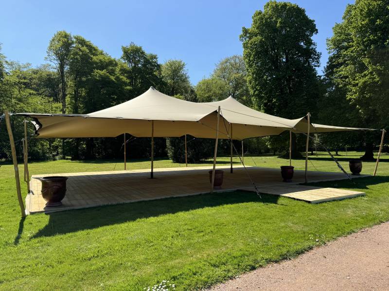 Cérémonie de mariage en Normandie tente berbère