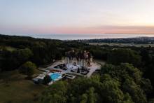 Vue aérienne de La Maison Douce Époque